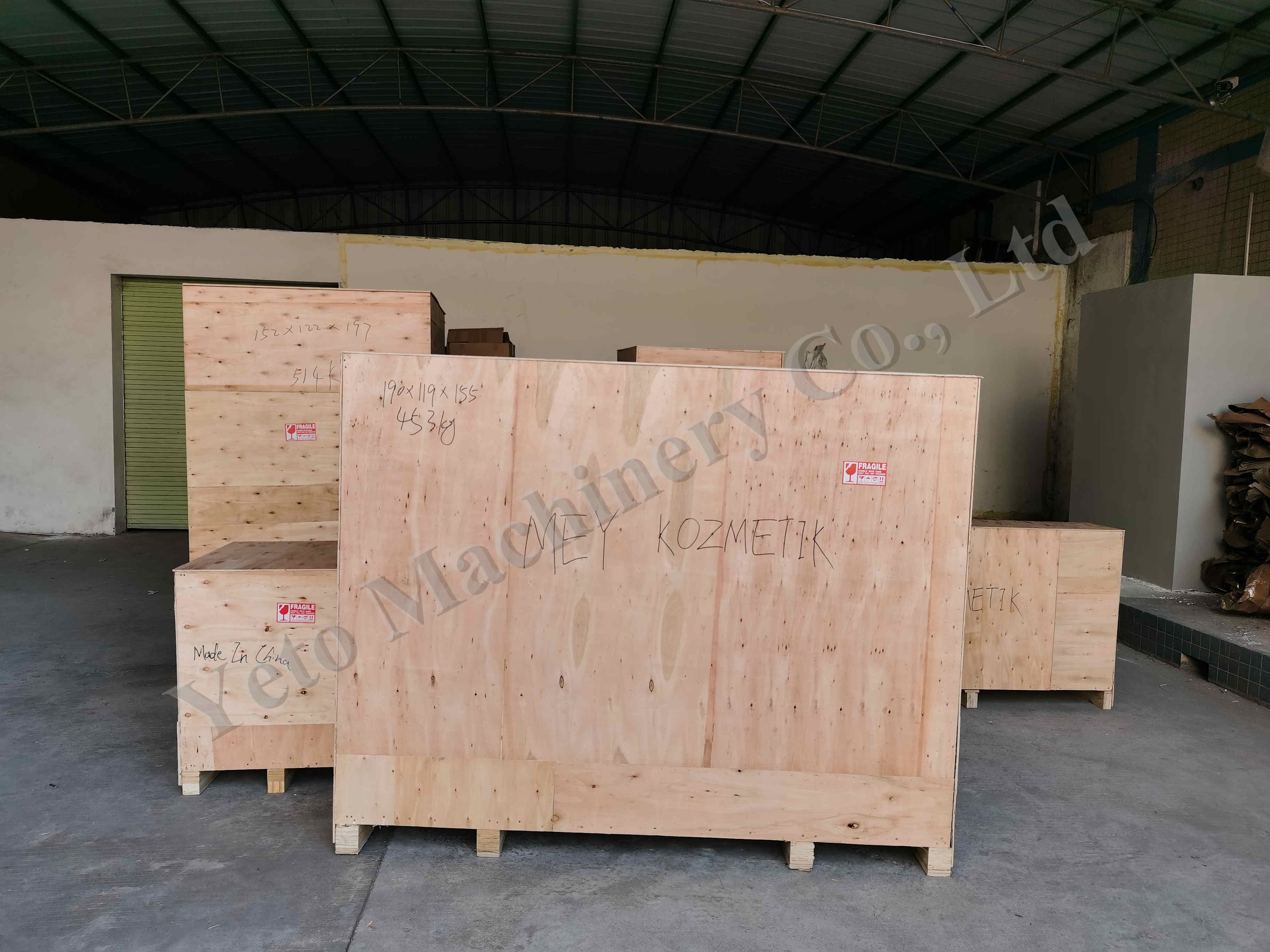 การส่งมอบเครื่องบรรจุน้ําหอม